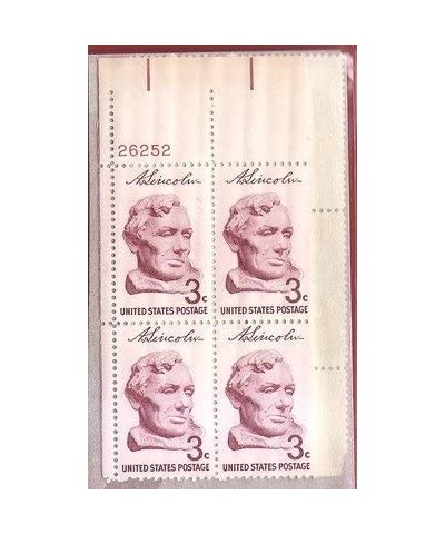 Postage Stamp U.S. Lincoln by Gutzon Borgium Scott 1114 MNHVF Block of 4 $14.71 Collectibles Display & Storage