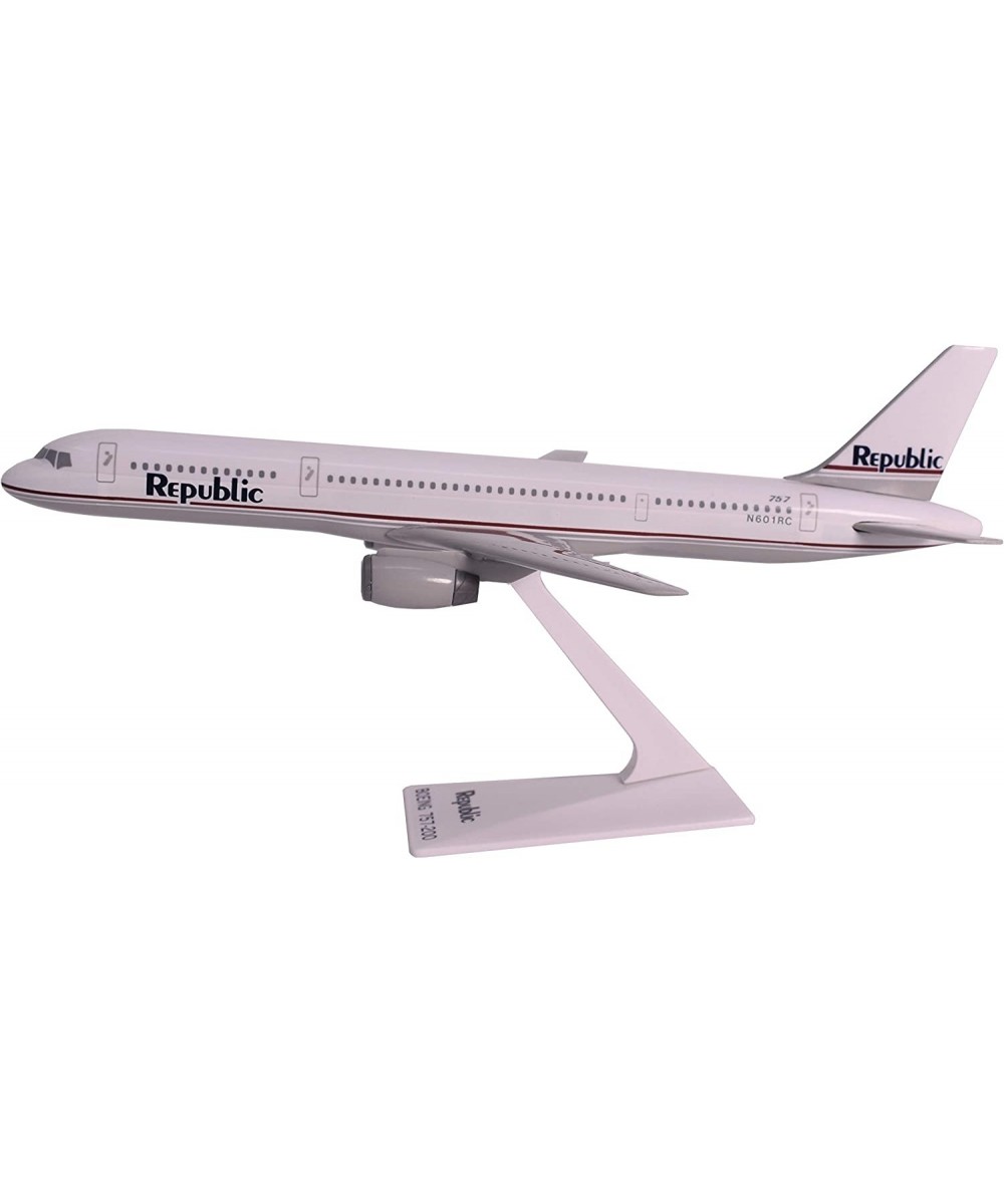 Republic Gray Scheme 757-200 Airplane Miniature Model Plastic Snap-Fit 1:200 Part ABO-75720H-023 $61.03 Kids' Play Airplanes