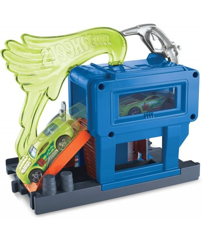 Downtown Toxic Fuel Stop Play Set $42.40 Play Figure Playsets